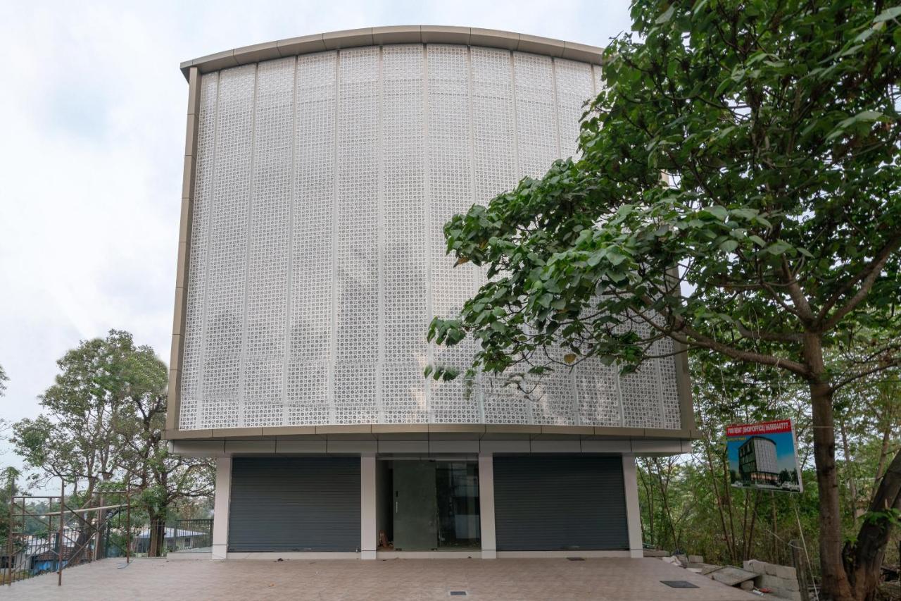 Oyo 82805 Famy 1 Bhk Guest house