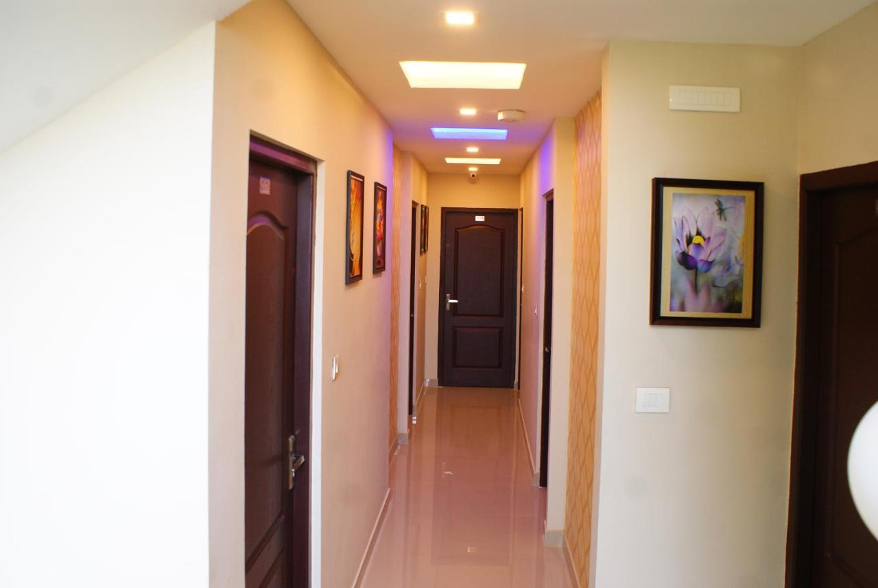 Hotel Collection O 8267 Galaxy