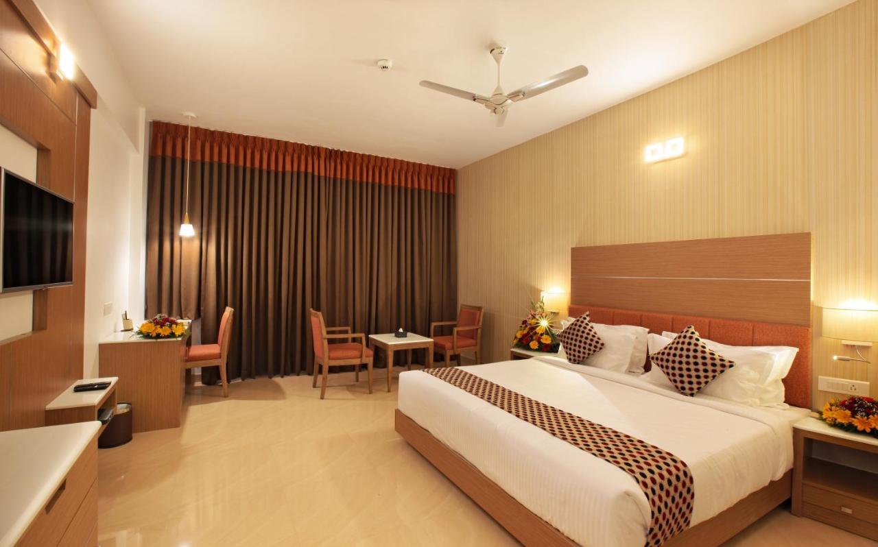 Tribute Royale Hotel 4*