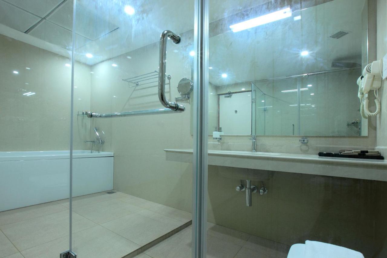 Tribute Royale Hotel 4*
