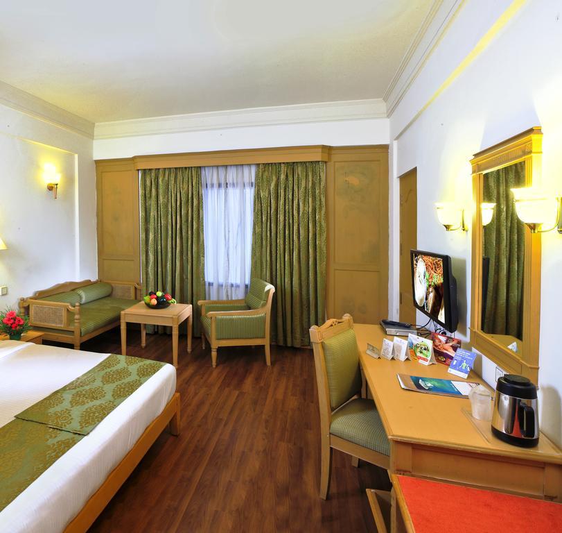 Hotel Abad Atrium