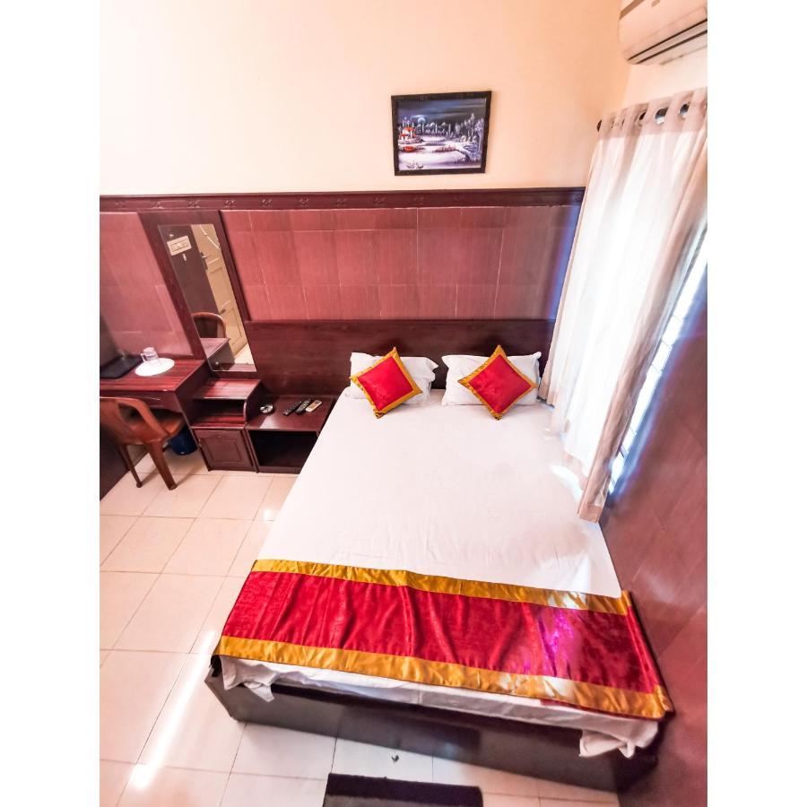 New As Tourist Aluva Lodge