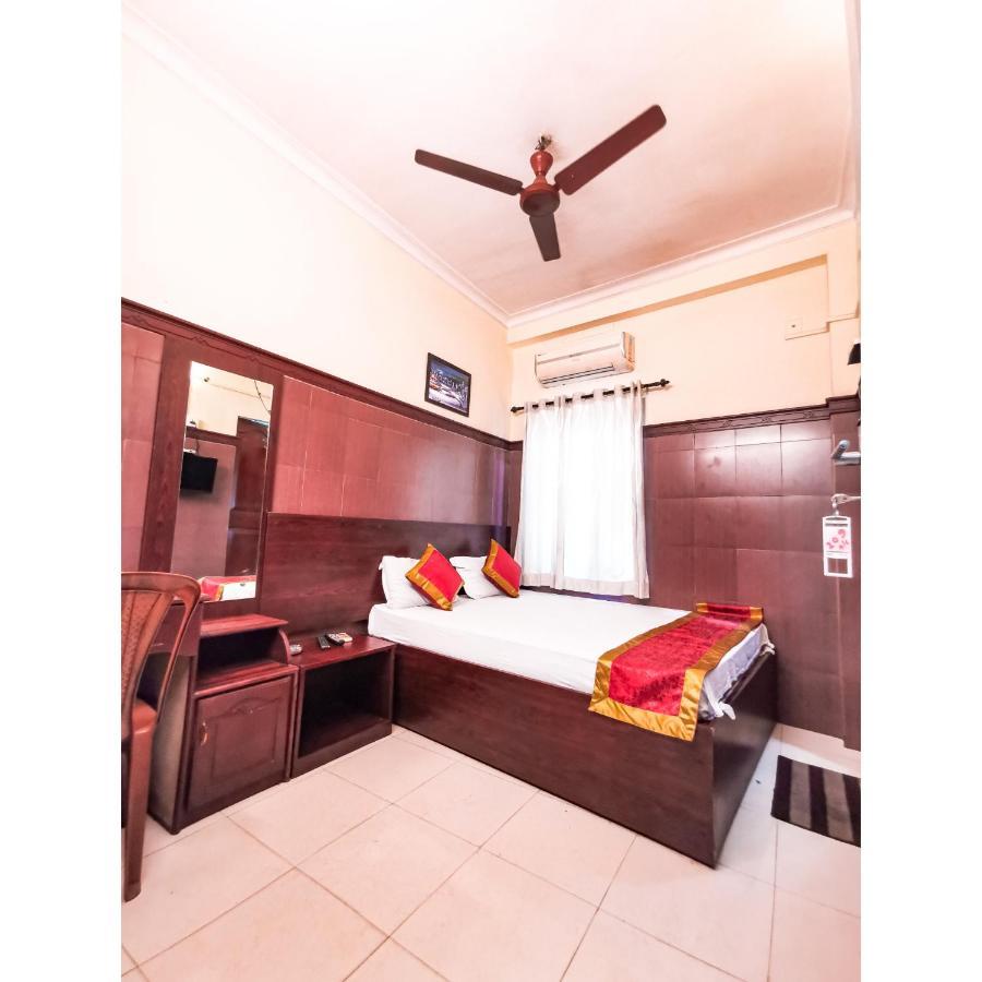 New As Tourist Aluva * Kochi