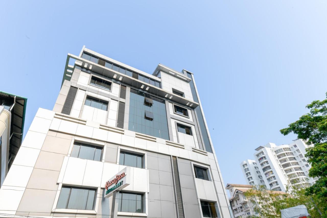 Oyo 4802 Cochin Residency Hotel