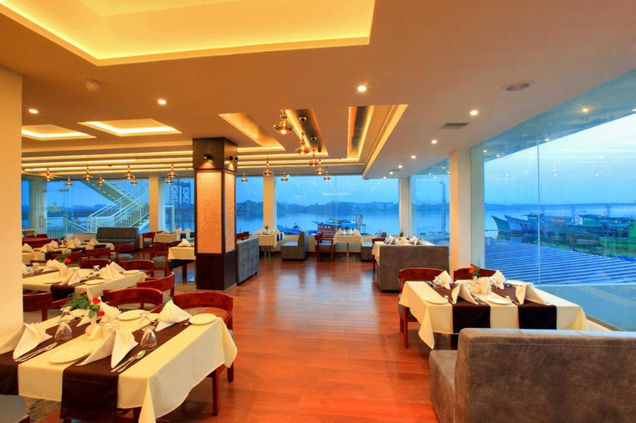 Raas Residency Hotel Kochi