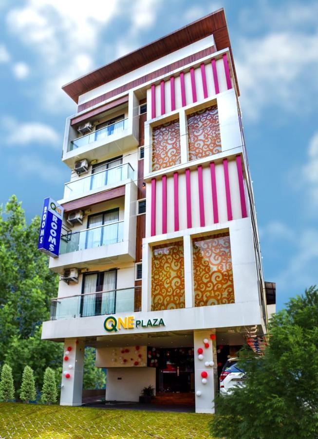 Hotel Q One Plaza Kochi