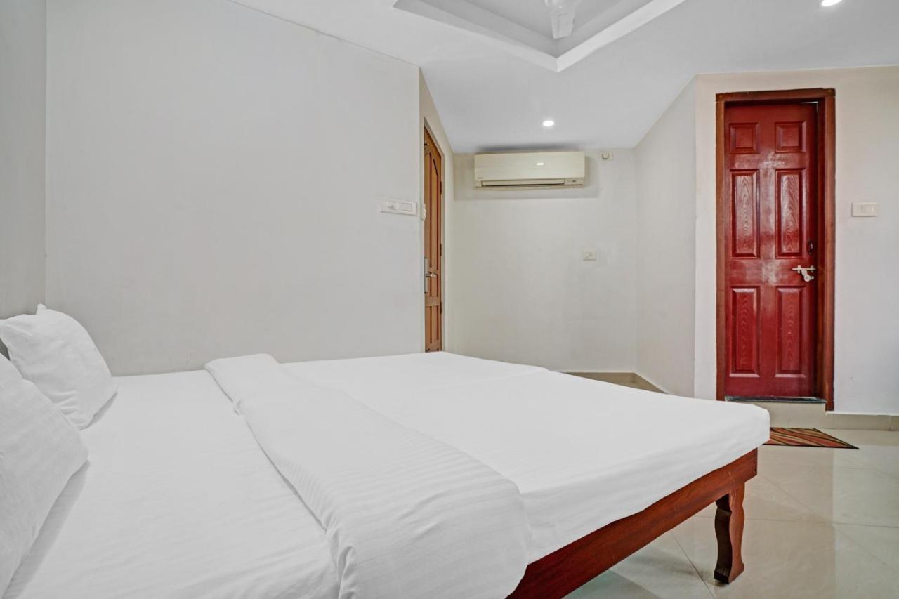 Collection O Aramam Executive Hotel