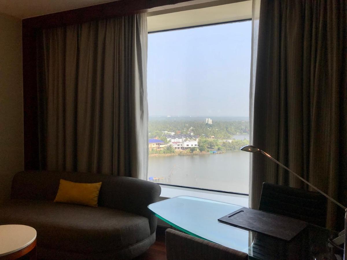 Hotel Crowne Plaza By Ihg Kochi