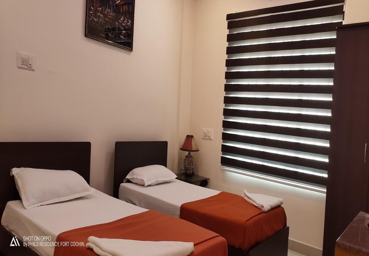 Phils' Residency & Banquets Hotel 2*