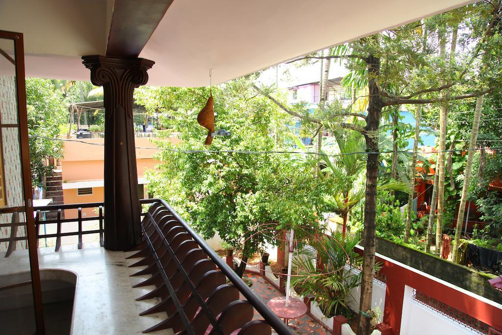 Kuppath Homestay 2*