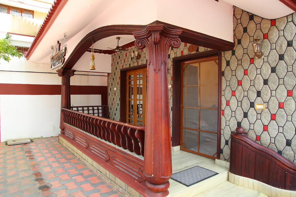 Kuppath Homestay Bed & Breakfast 2*