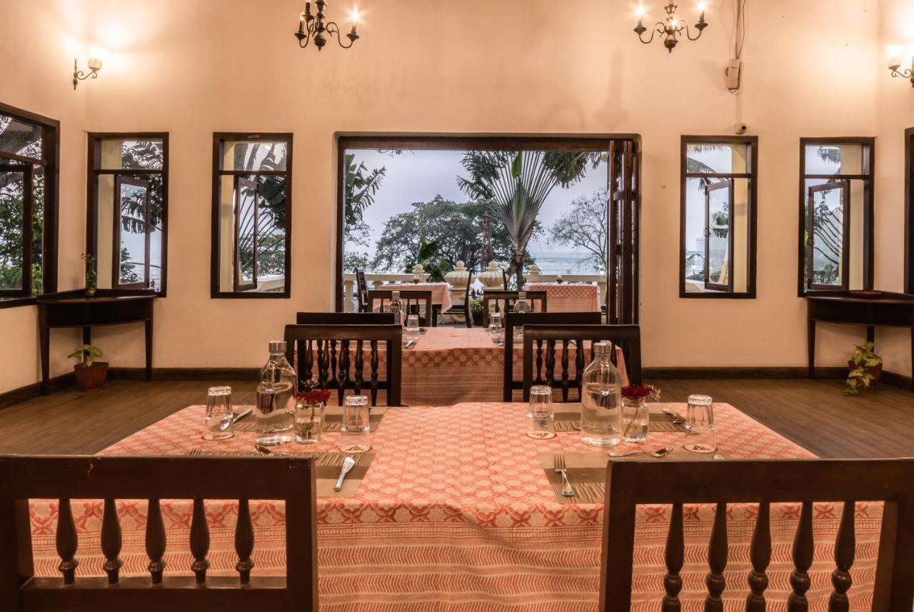 Amritara The Poovath Beachfront Heritage, 4*