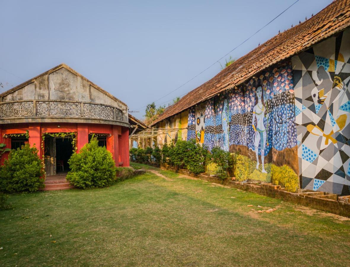 Amritara The Poovath Beachfront Heritage, Resort