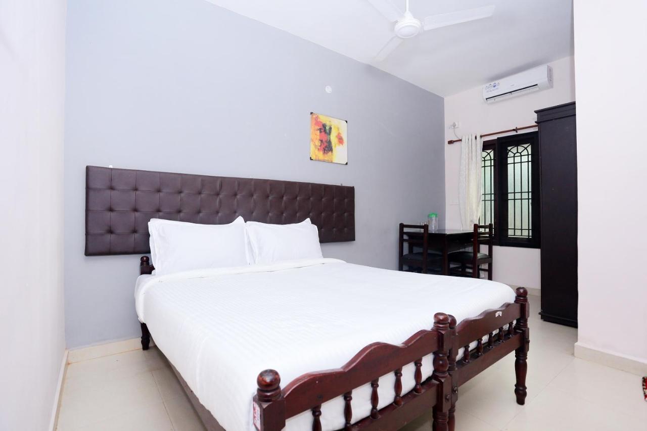 Oyo 42127 Thomsun Garden 3*