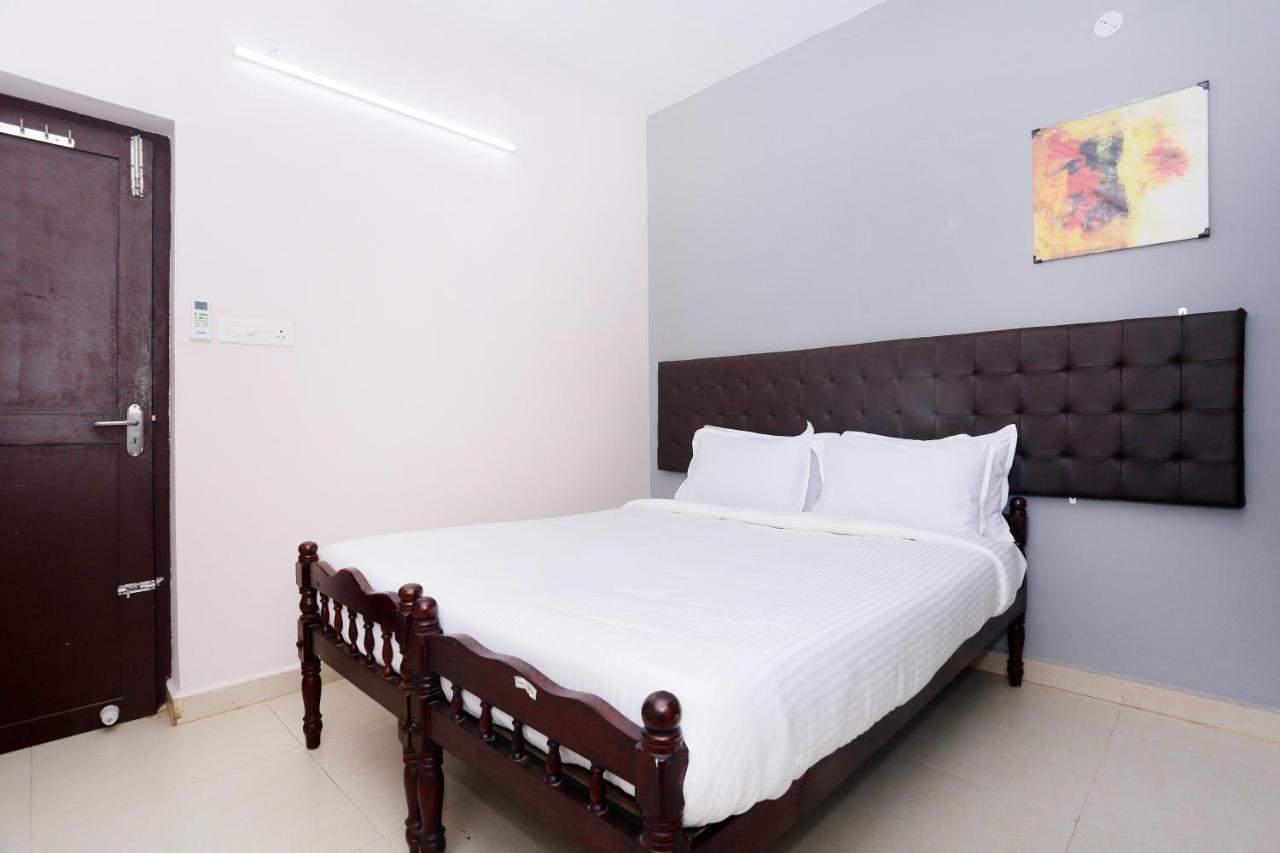 Hotel Oyo 42127 Thomsun Garden