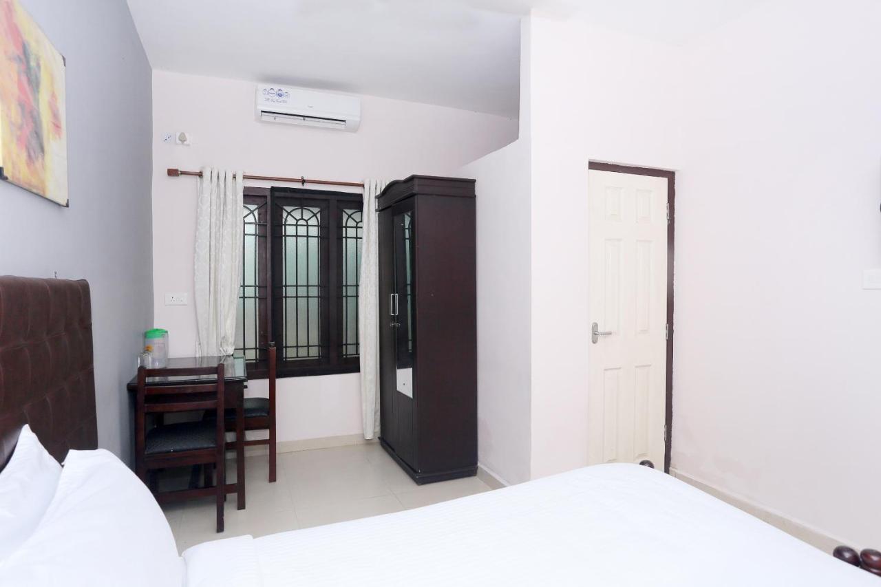 Oyo 42127 Thomsun Garden Hotel Kochi