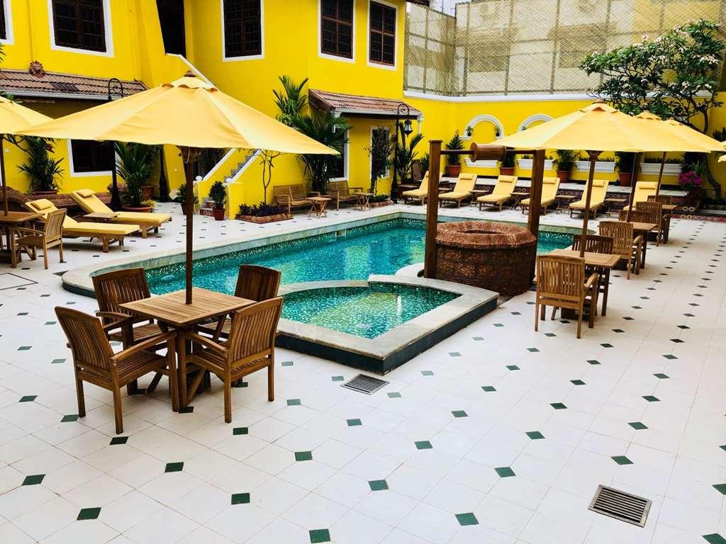 Forte Kochi Hotel 5*