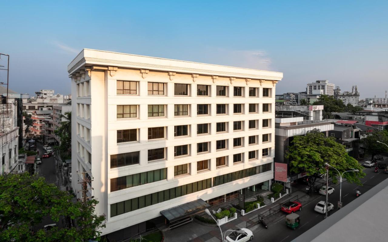 Hotel The Avenue Regent 4*