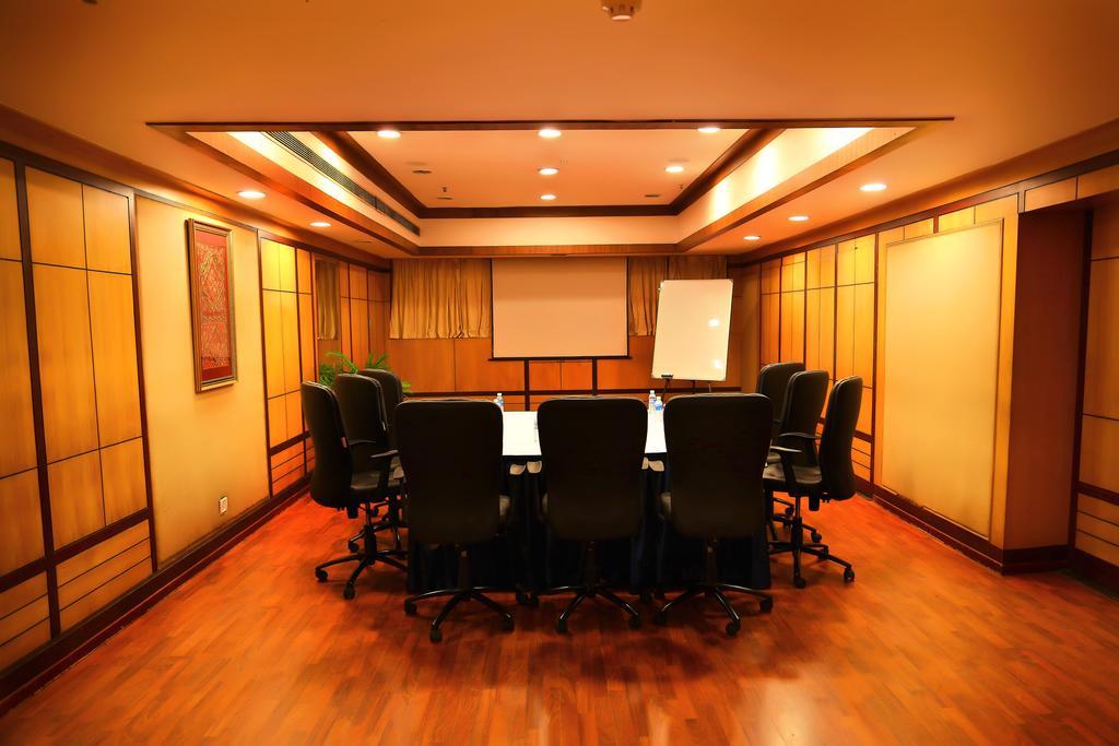 Hotel Gokulam Park & Convention Centre