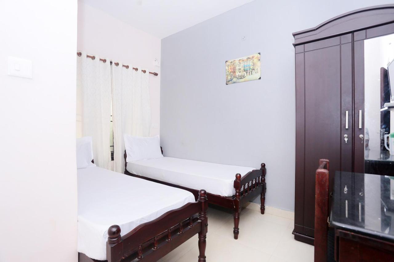 Oyo 42127 Thomsun Garden Hotel Kochi