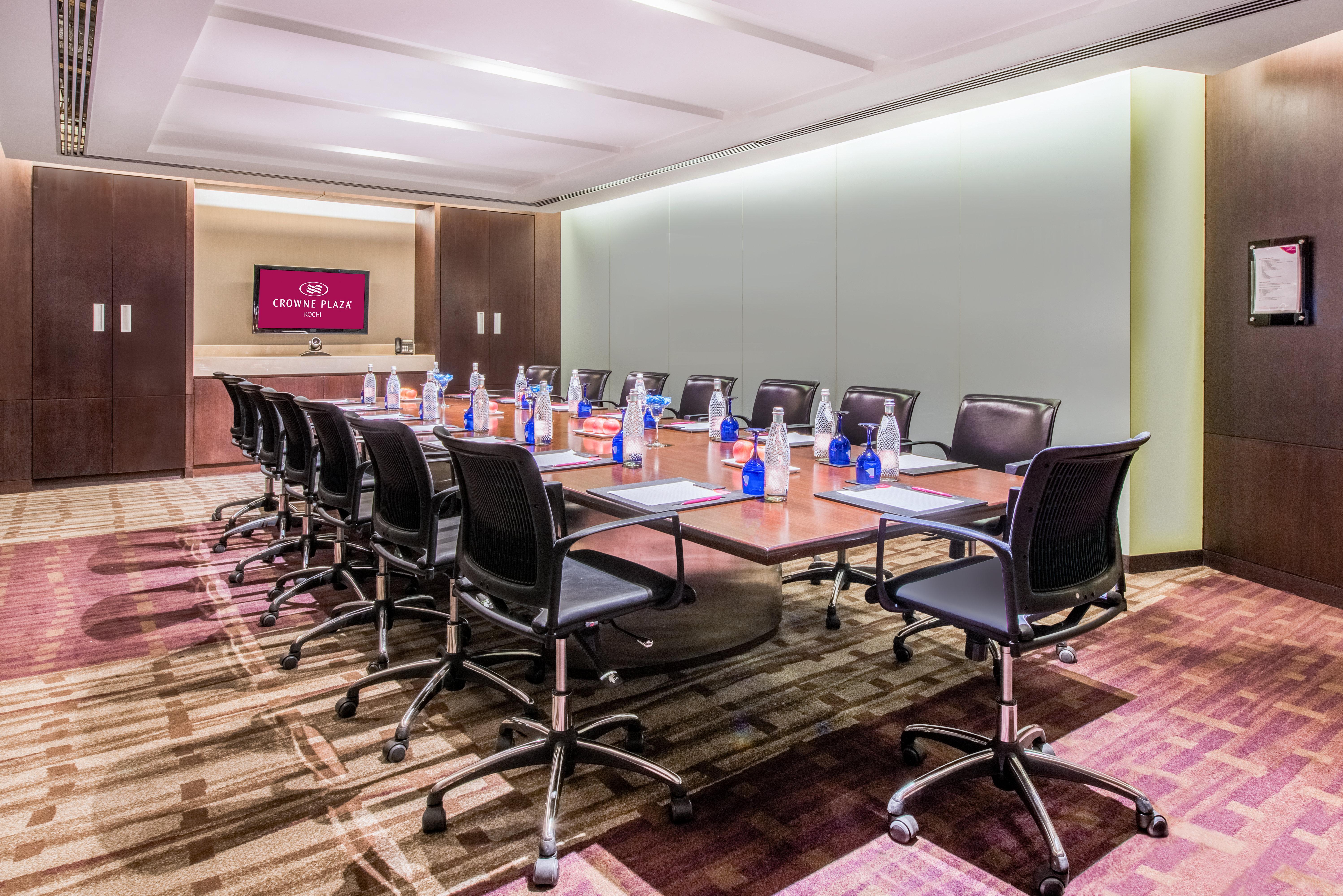 Hotel Crowne Plaza By Ihg 5*