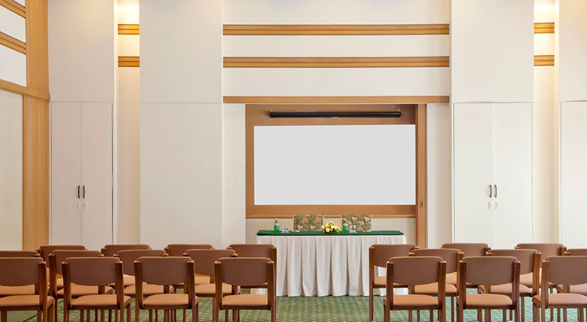The Fern-an Ecotel Hotel, Hotel 5*