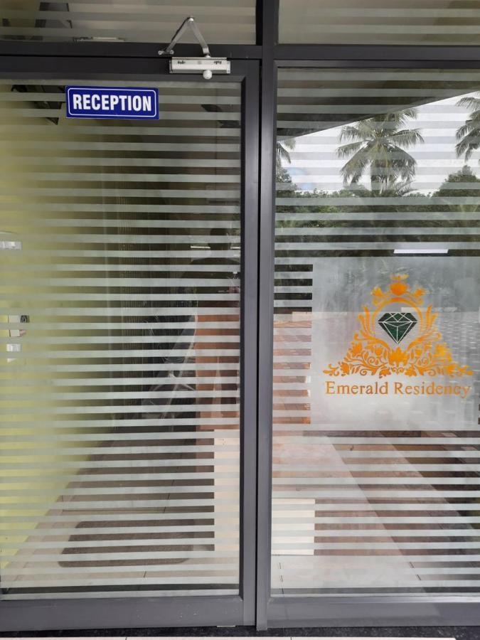 Emerald Royal Residency Hotel Kochi