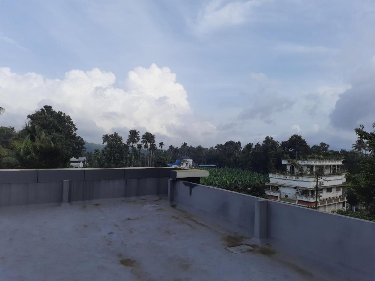 Emerald Royal Residency Hotel 3*