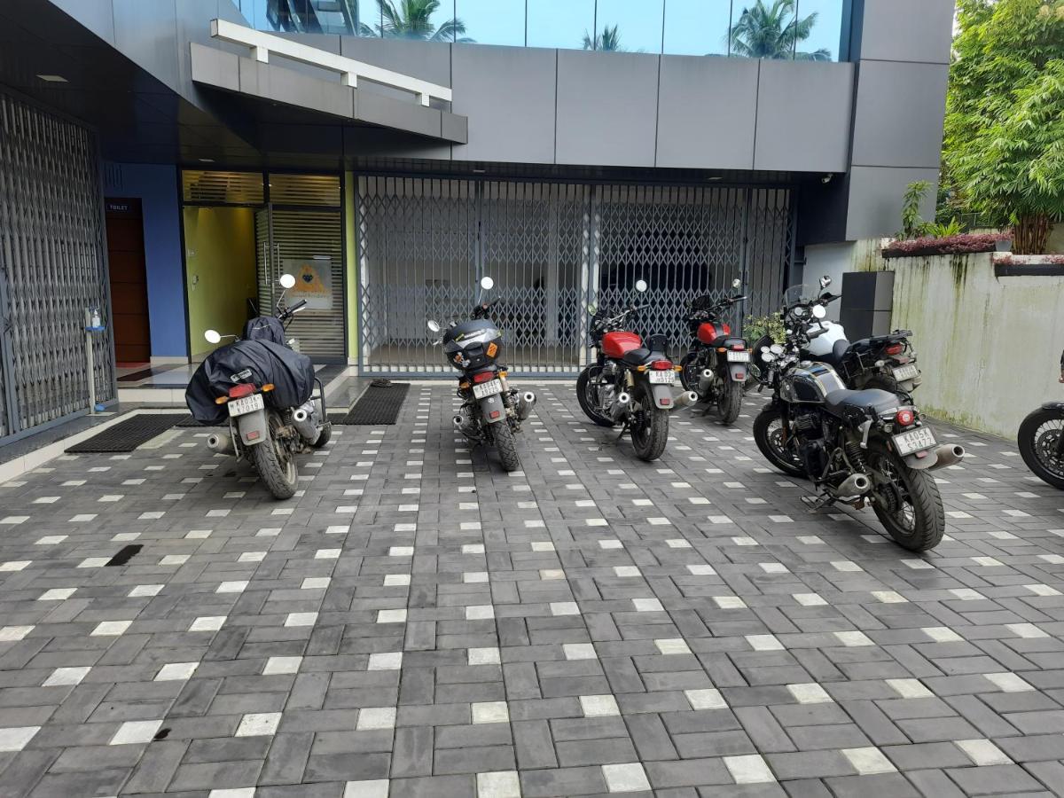 Emerald Royal Residency 3*