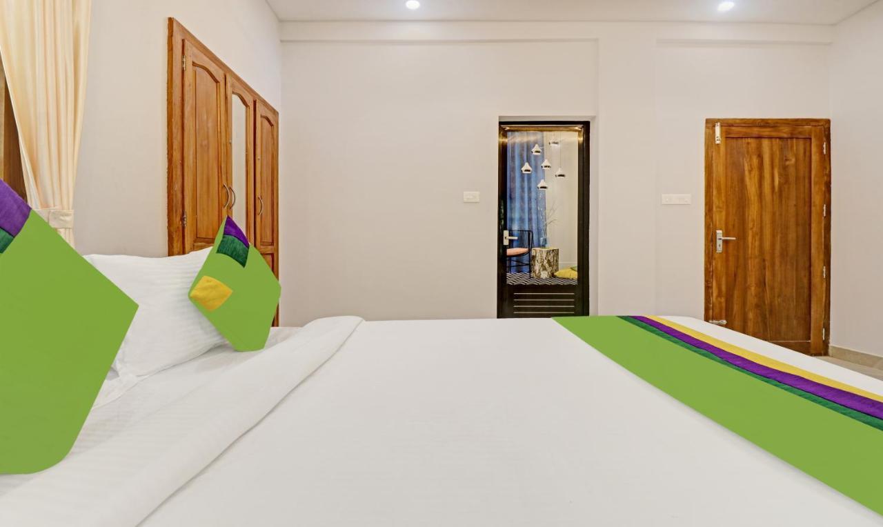 Hotel Itsy Palm Grove By D2v