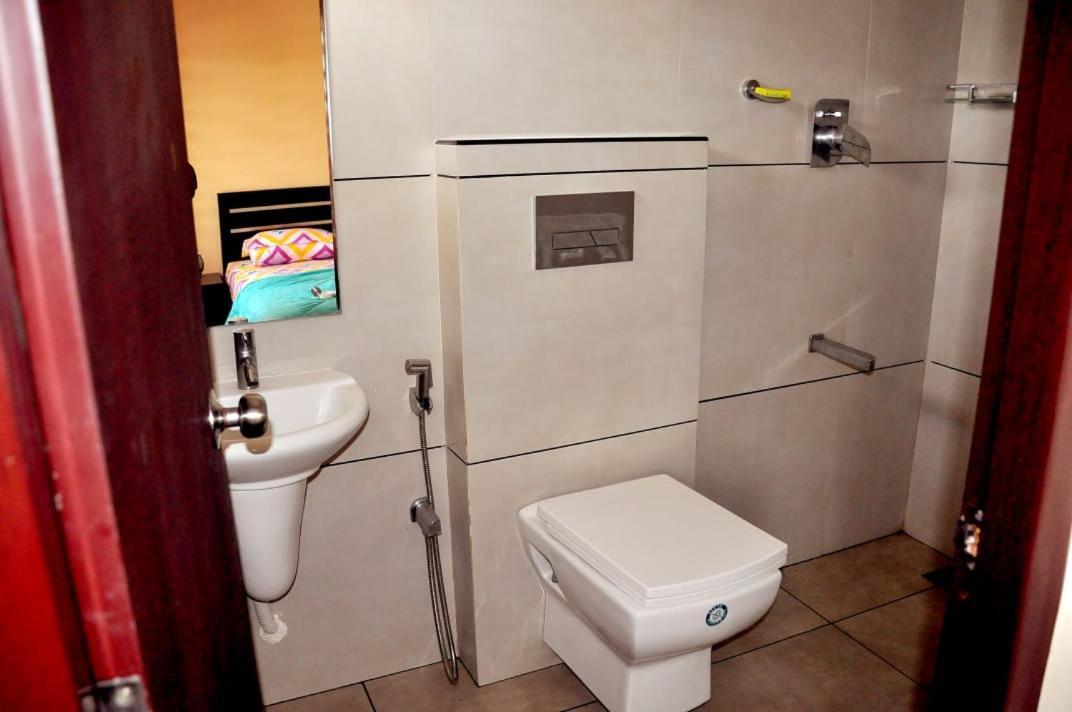 Apartment Baithul Kareem Kochi