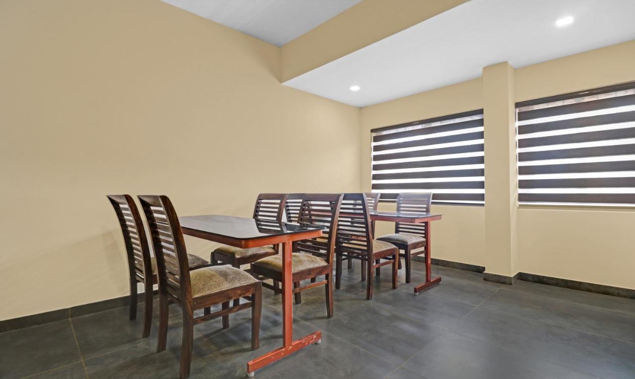 Hotel Treebo Grand Vistara Airport Kochi