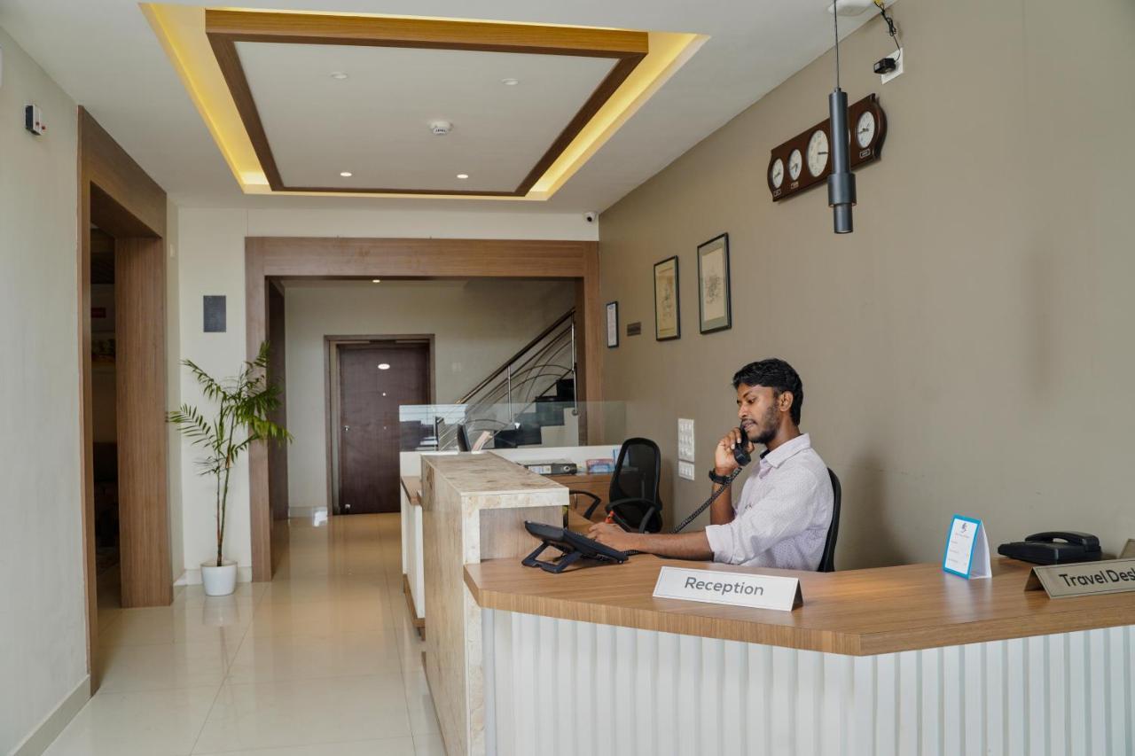 Gino Tourist Hotel 3*
