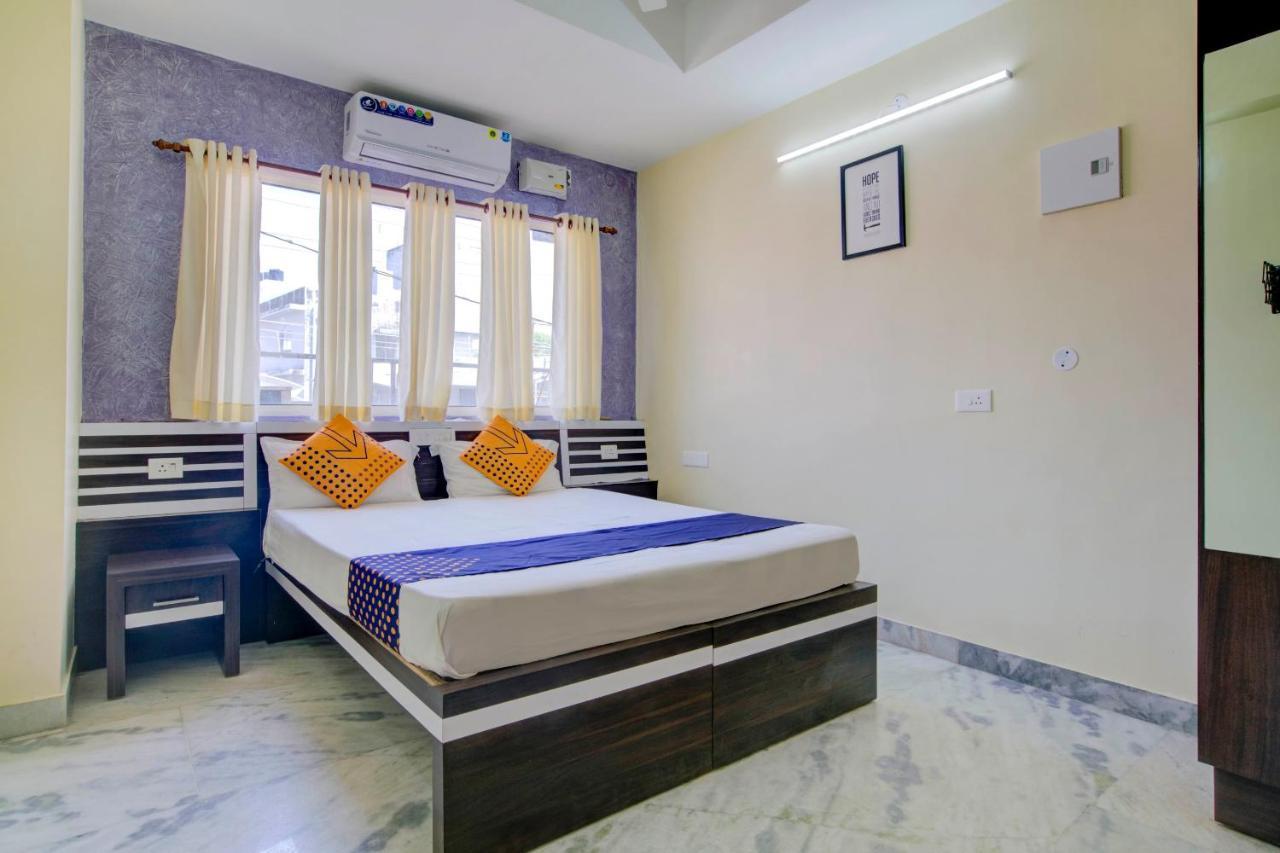 Hotel Spot On 77576 Thomson Kochi