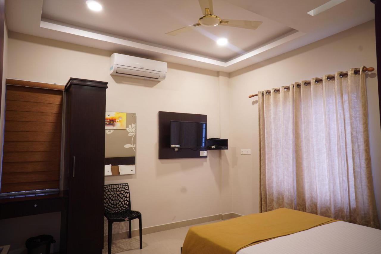 Metro Residency Hotel Kochi