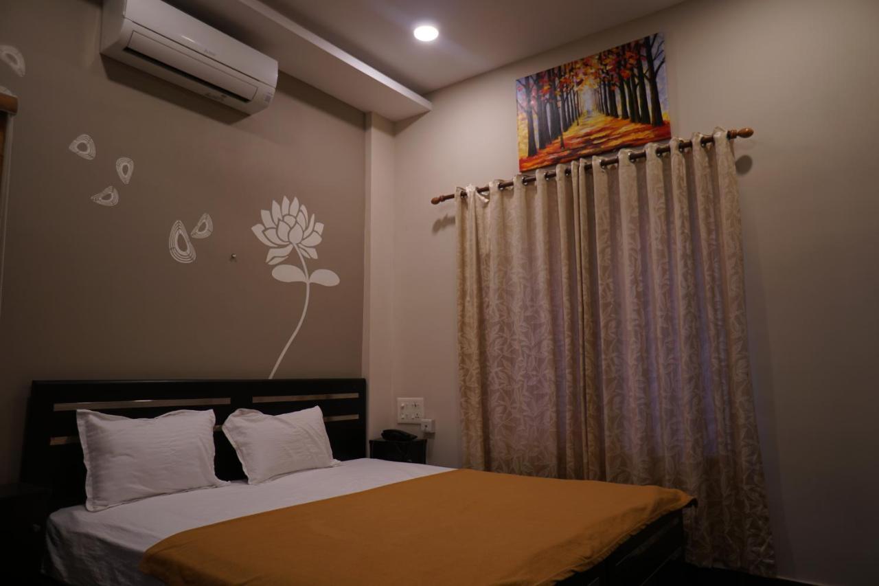 Hotel Metro Residency 2*