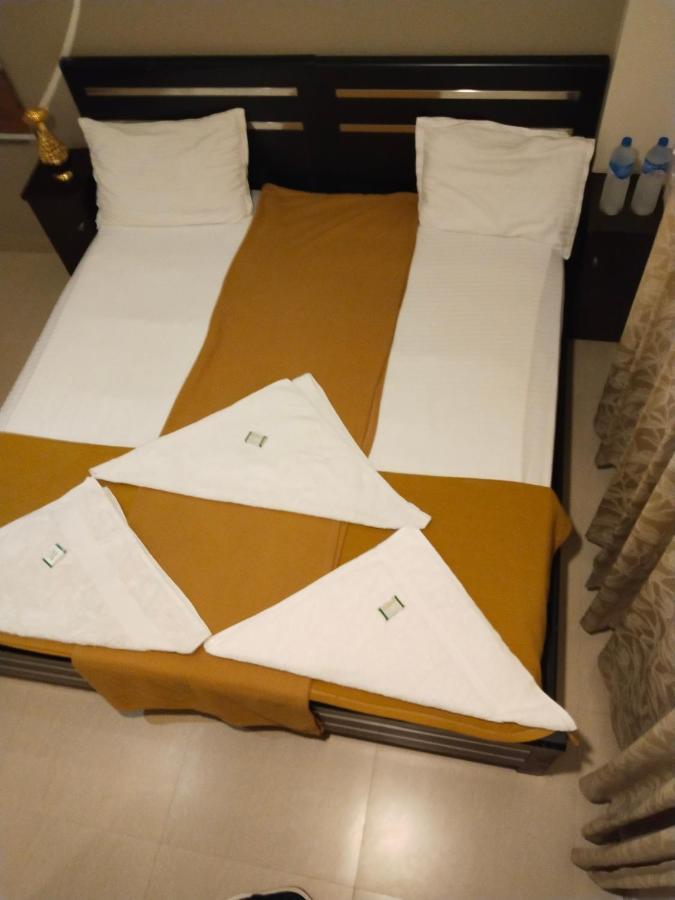 Hotel Metro Residency