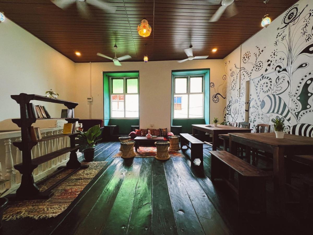 Hostel Bunk House Kochi