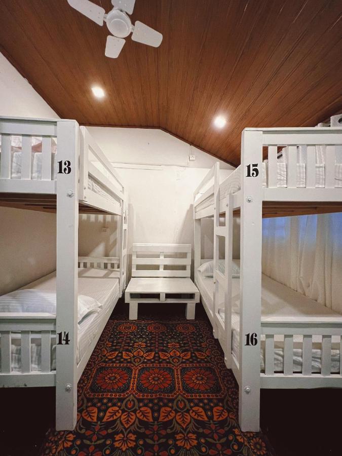 Bunk House Hostel *
