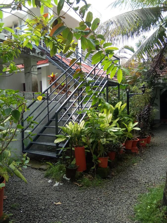 Coconut Grove Homestay