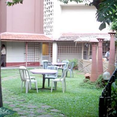 Hotel Bharat