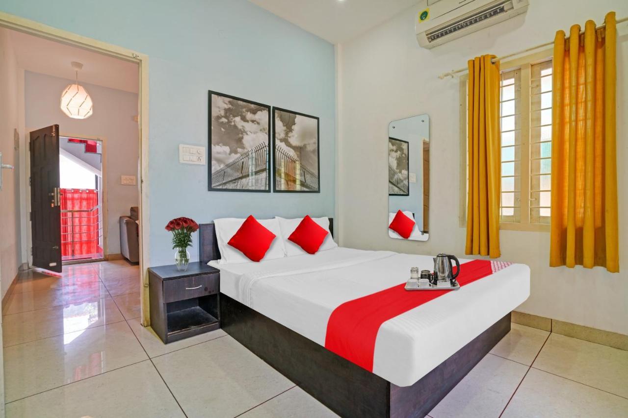 Oyo Thykoodam Sleep Hotel Kochi