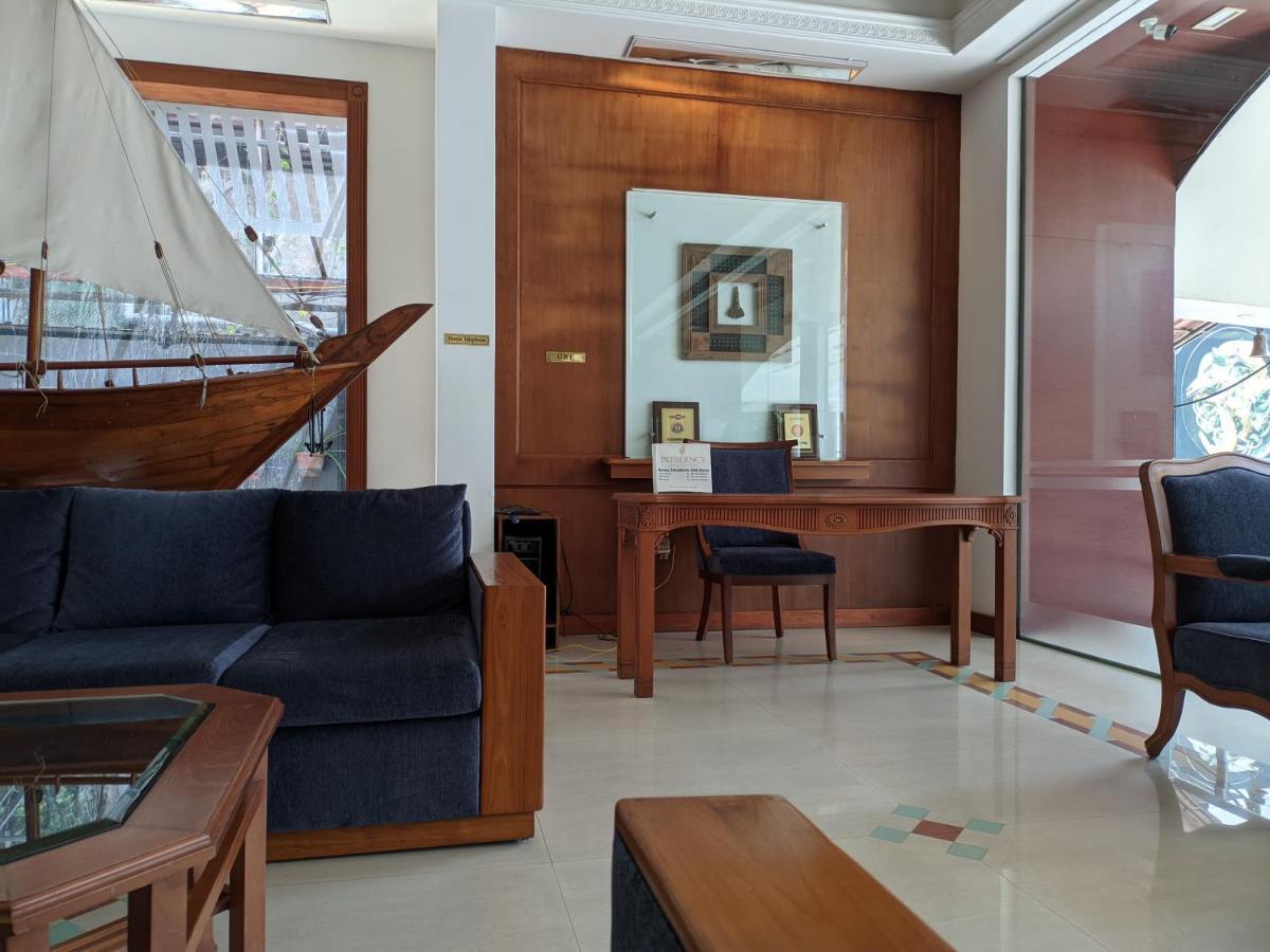 Presidency Centre Hotel 4*