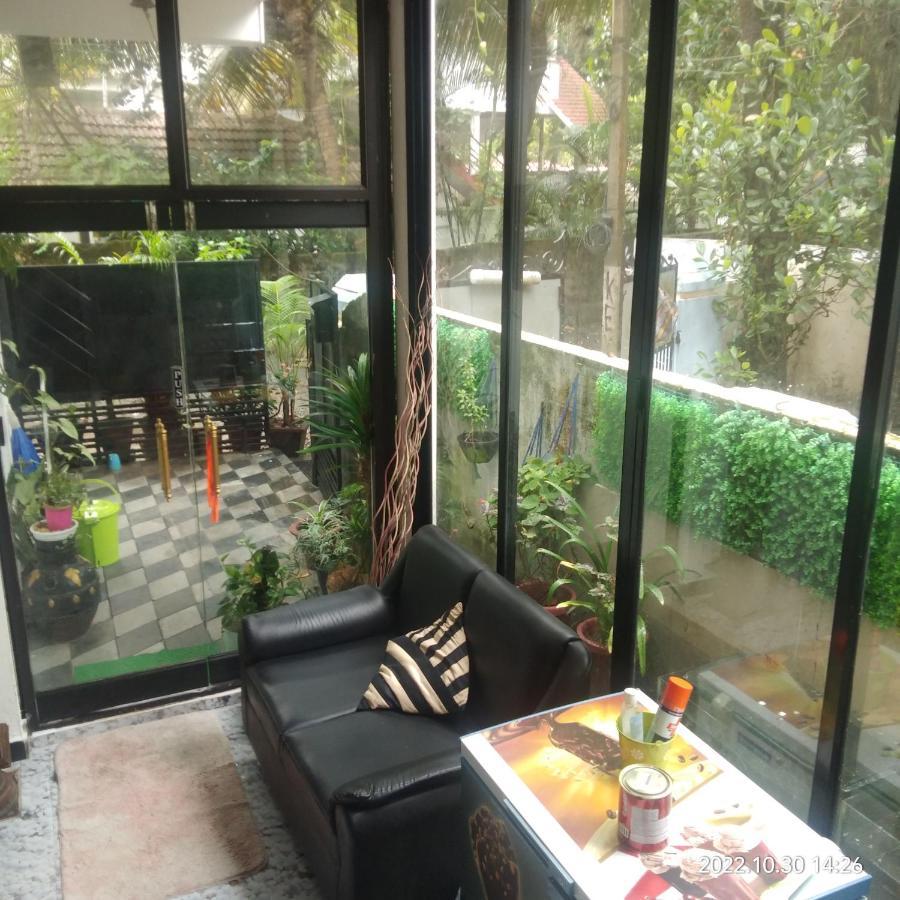 Homestay Taj Mahal *