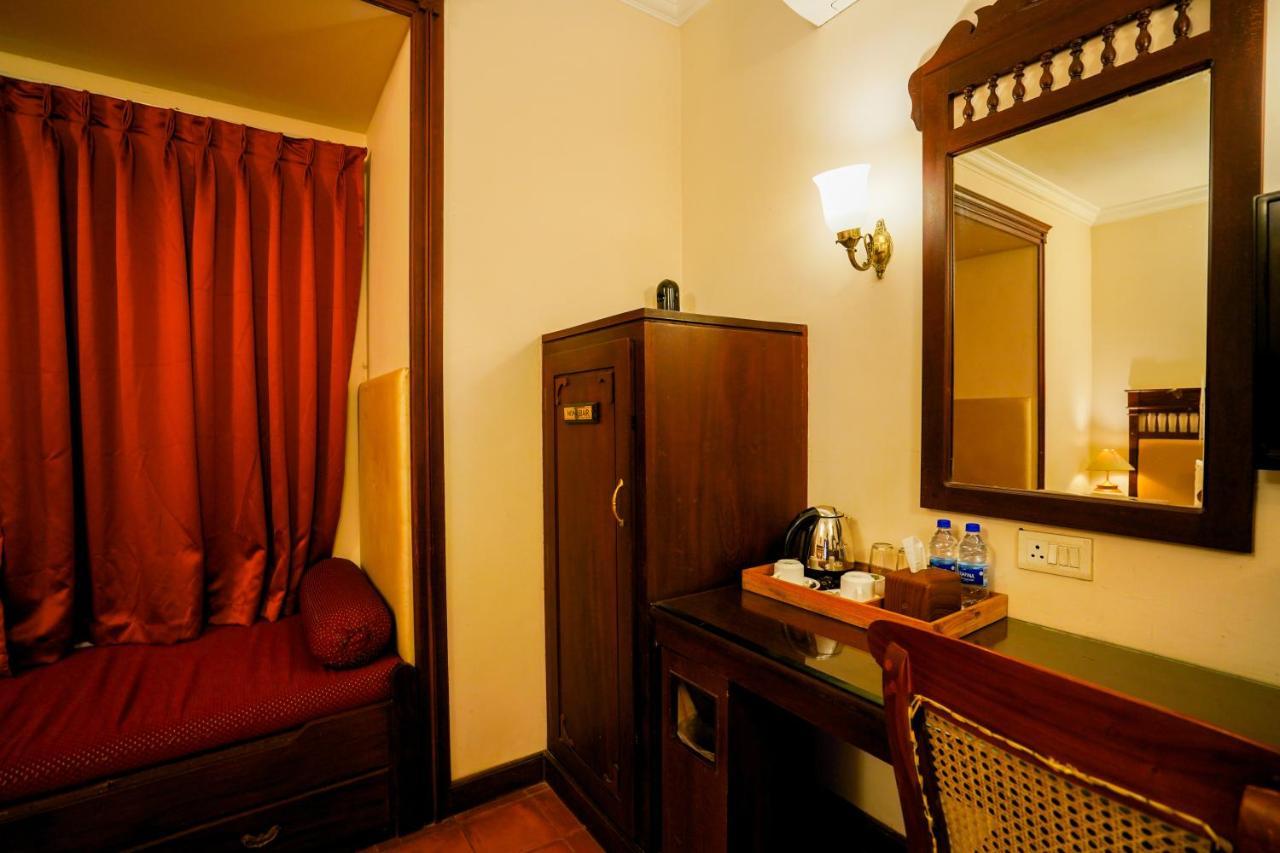 Hotel Arches Kochi