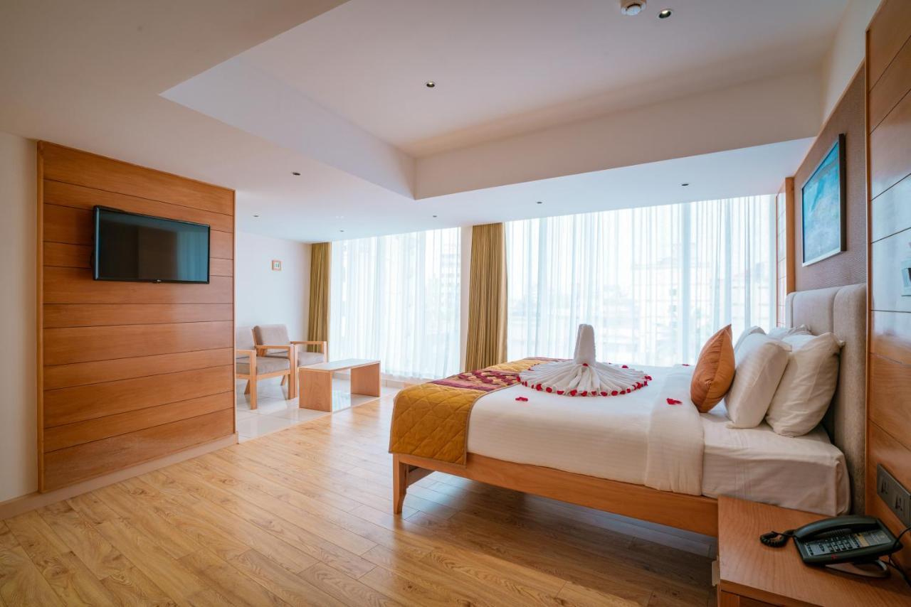 Townbridge & Hotel *