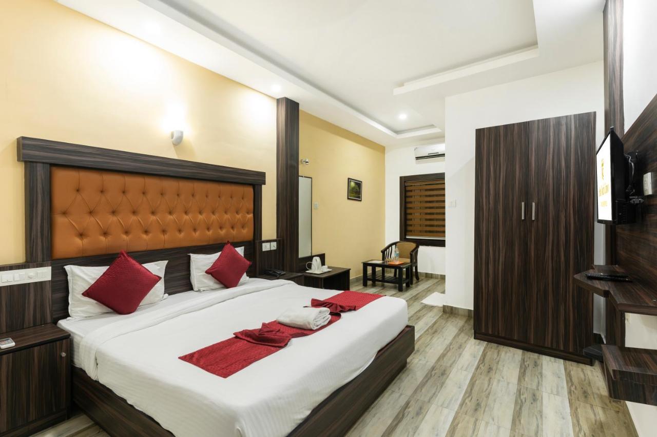 Hotel Crown Kochi