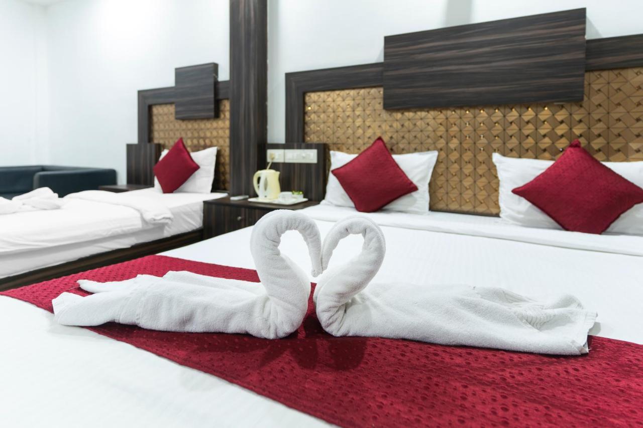 Crown Hotel
