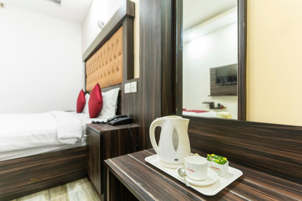 Hotel Crown 3*