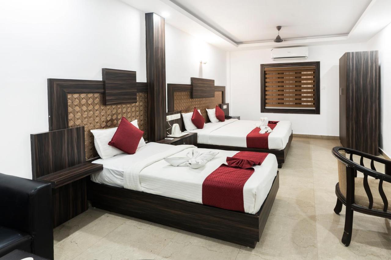 Crown Hotel